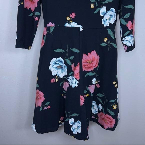 LARGE OLD NAVY BLACK PINK FLORAL DRESS STRETCH FOT AND FLARE - Picture 7 of 9